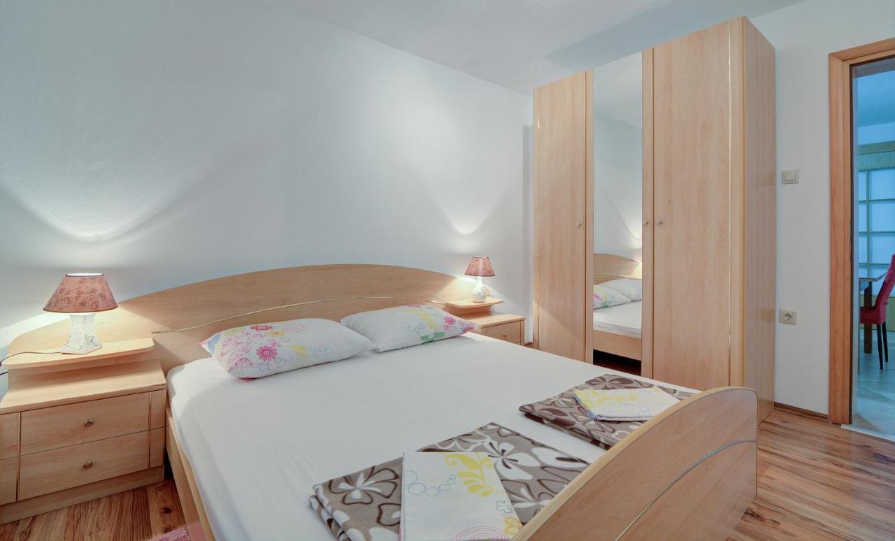 Apartments Lucia Senj 1 מראה חיצוני תמונה
